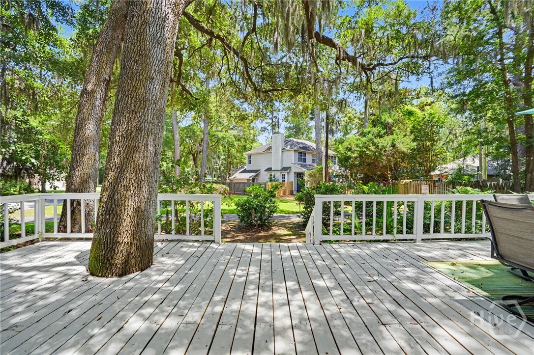 5 Lantern Lane Property Photo 46