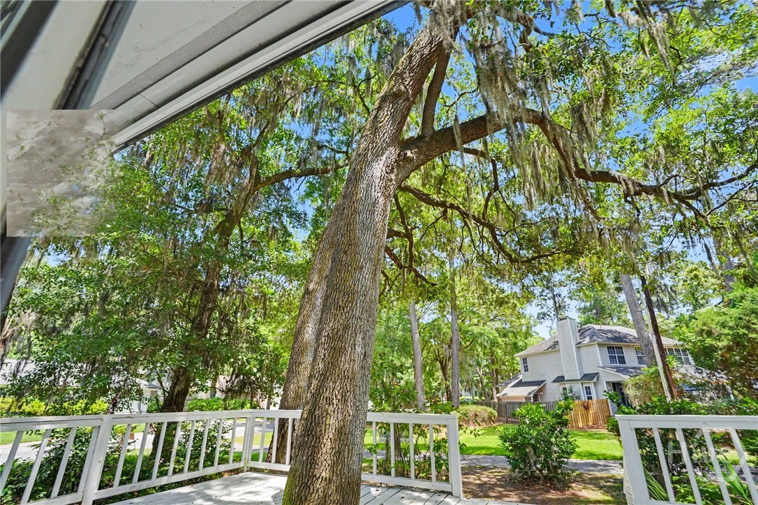5 Lantern Lane Property Photo 47