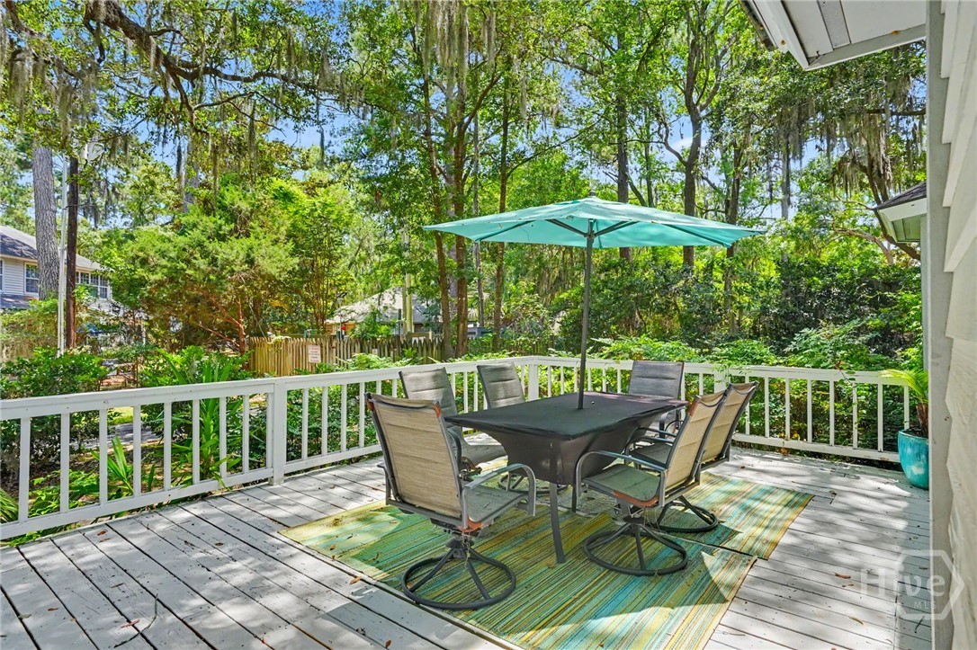 5 Lantern Lane Property Photo 48