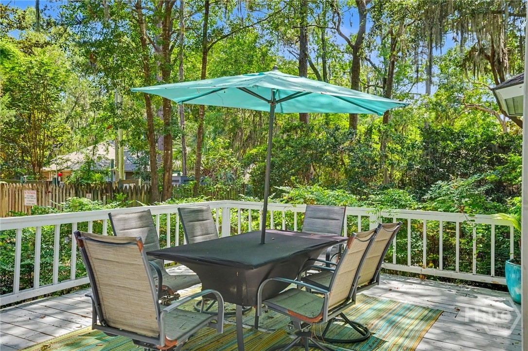 5 Lantern Lane Property Photo 49