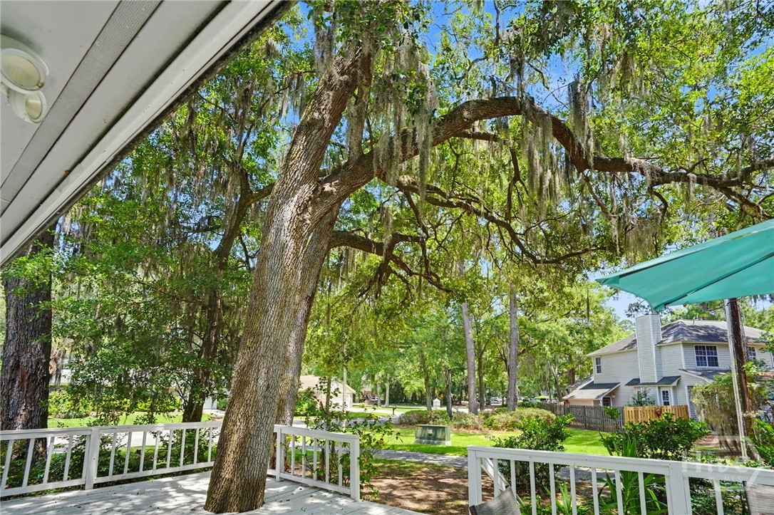 5 Lantern Lane Property Photo 51
