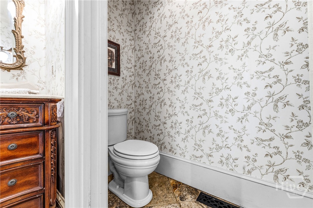 8075 Lakeview Road Property Photo 42