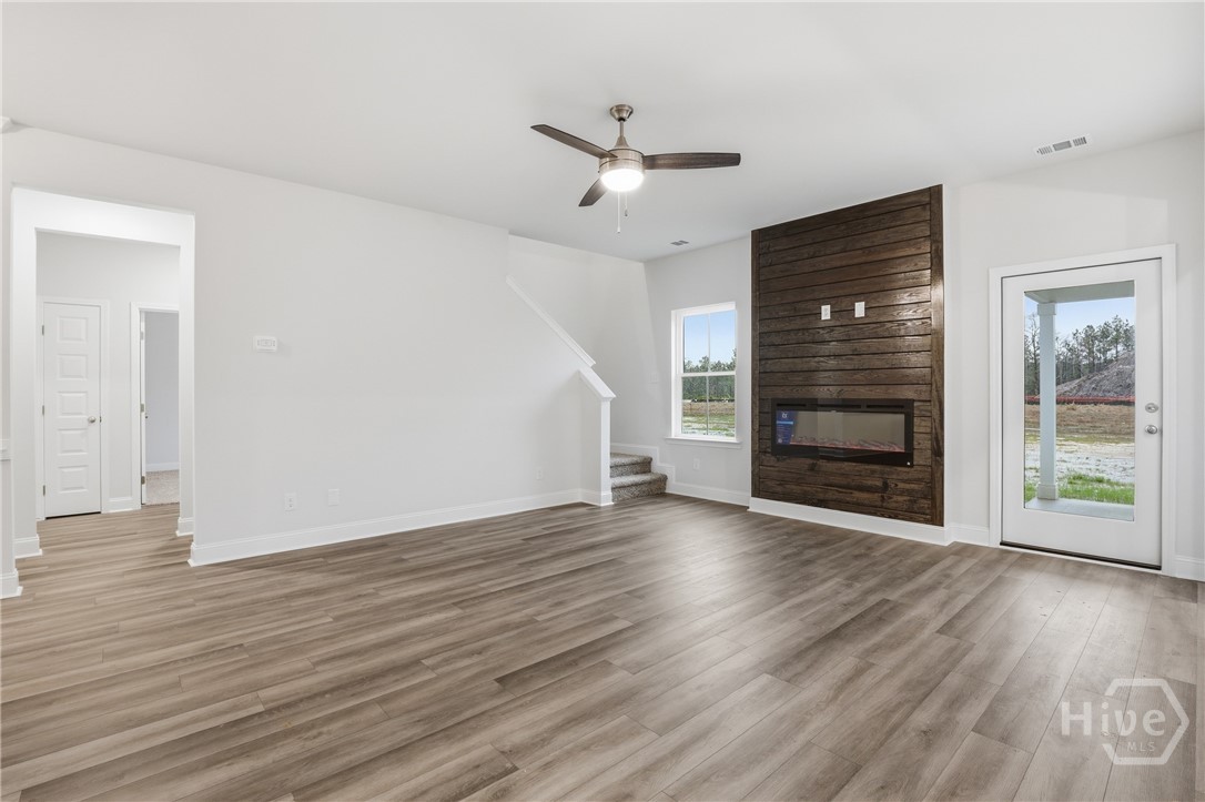 124 Little Ben Court Property Photo 2