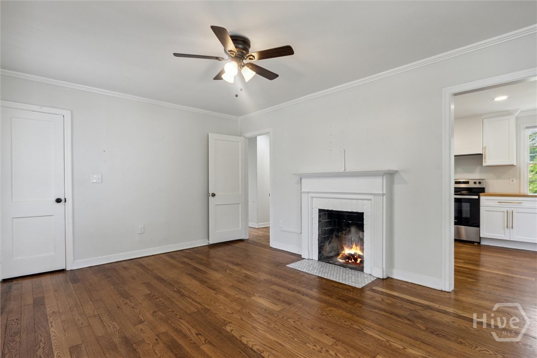 2032 Beech Street Property Photo 4