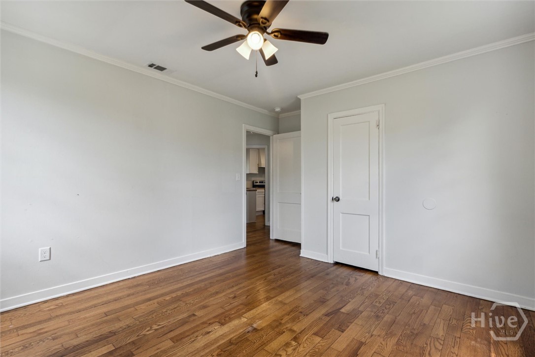 2032 Beech Street Property Photo 15