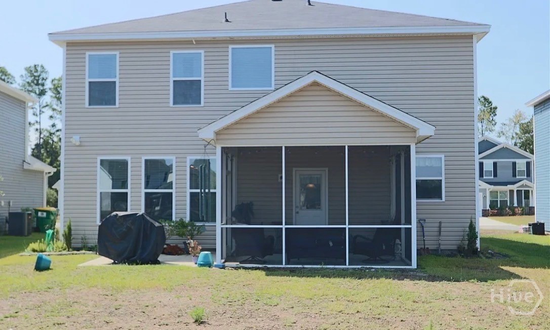 351 Southwilde Way Property Photo 2