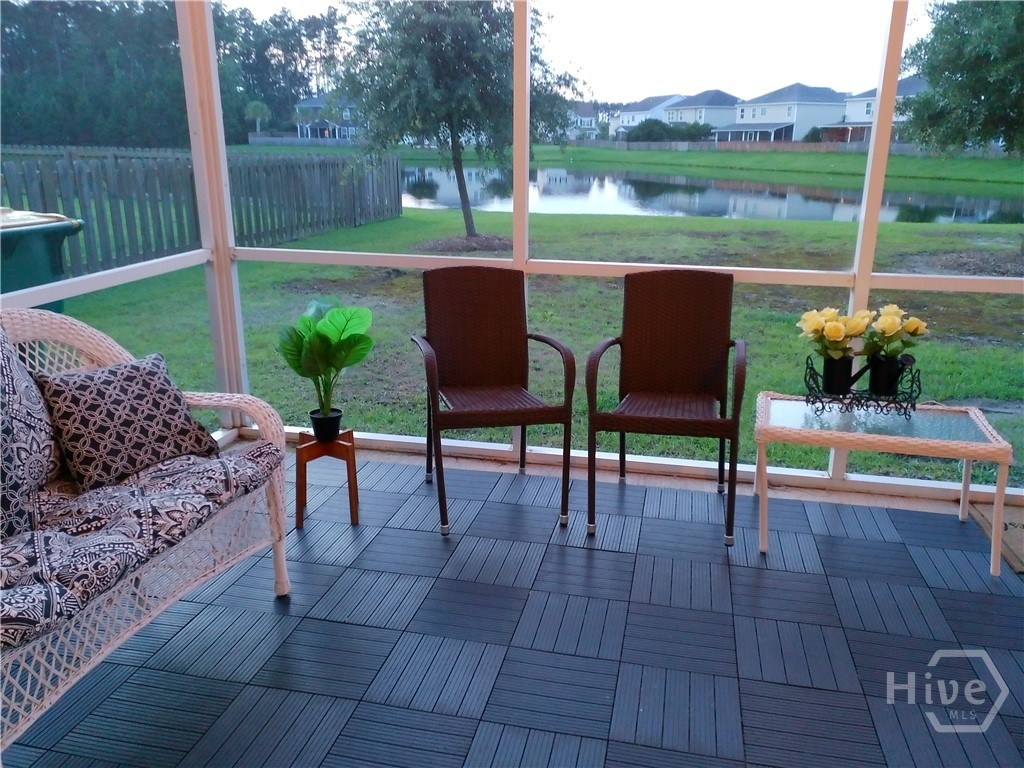 351 Southwilde Way Property Photo 3