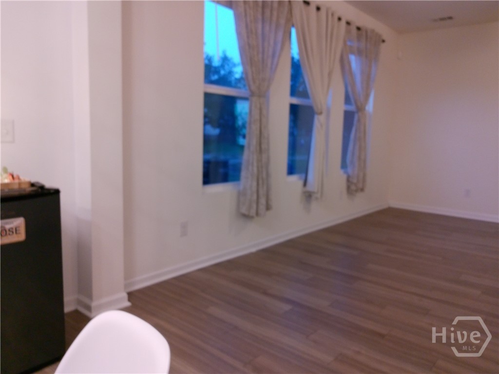 351 Southwilde Way Property Photo 6