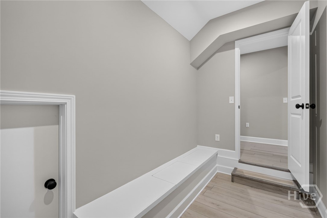 186 Hanover Place Property Photo 19
