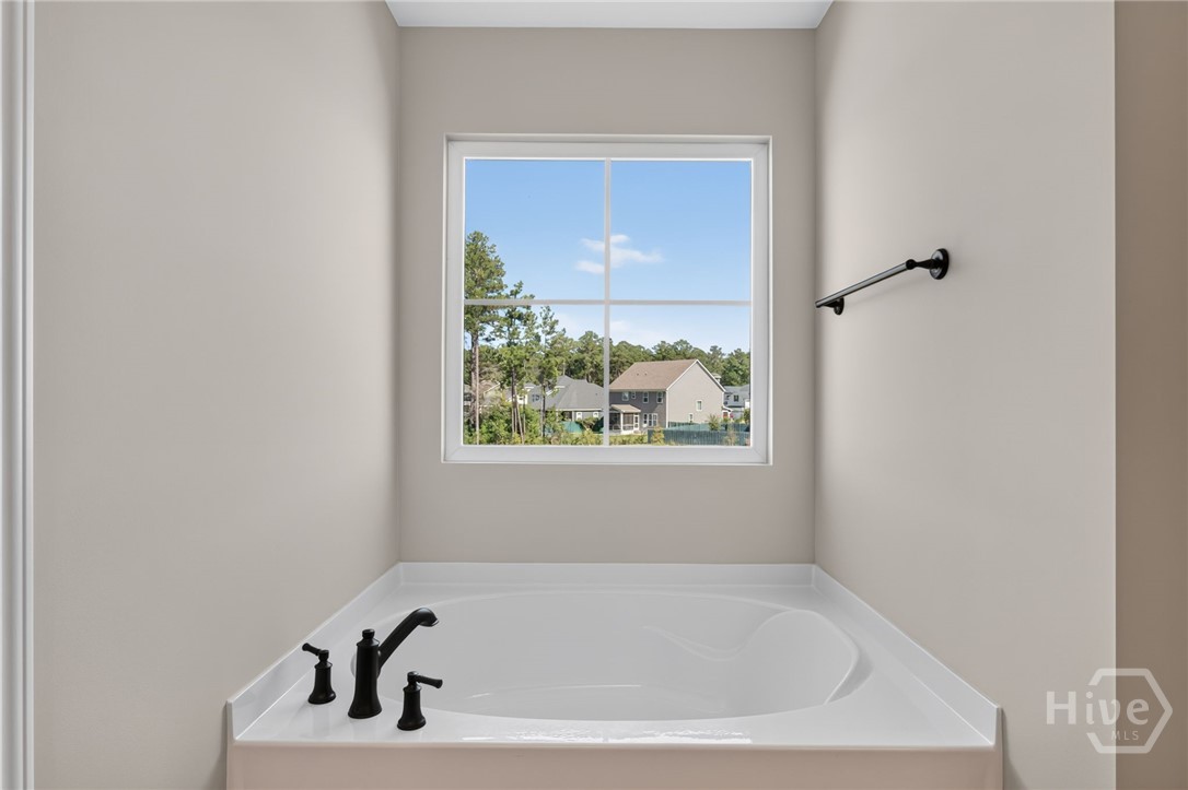 186 Hanover Place Property Photo 25