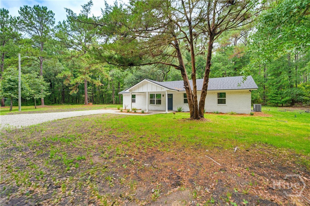 95 Fox Lane Property Photo 3