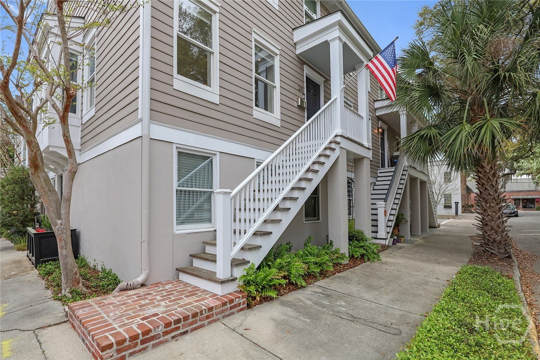 231 Houston Street Property Photo 2