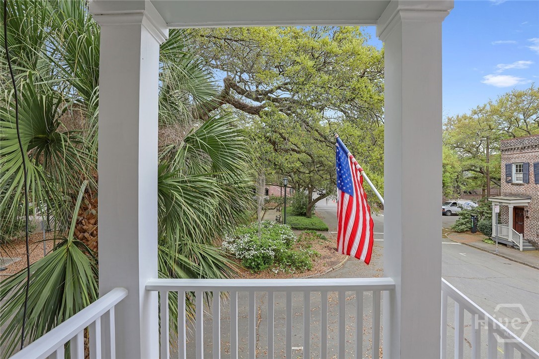231 Houston Street Property Photo 3