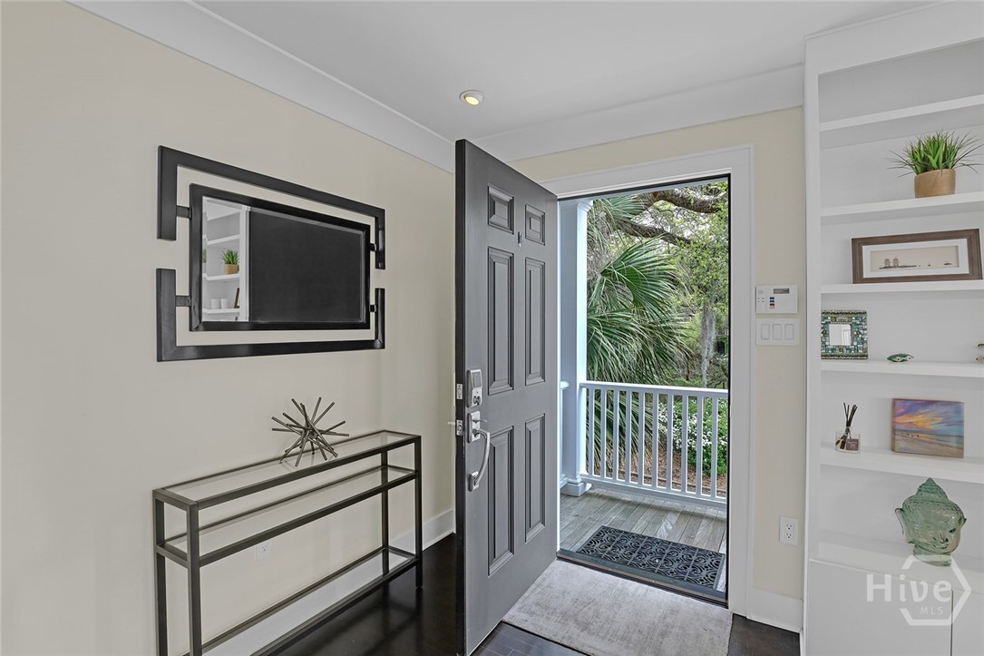 231 Houston Street Property Photo 9
