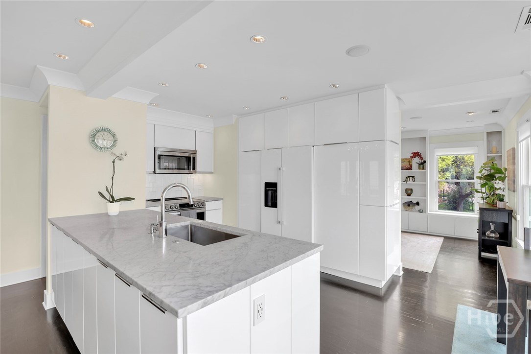 231 Houston Street Property Photo 17