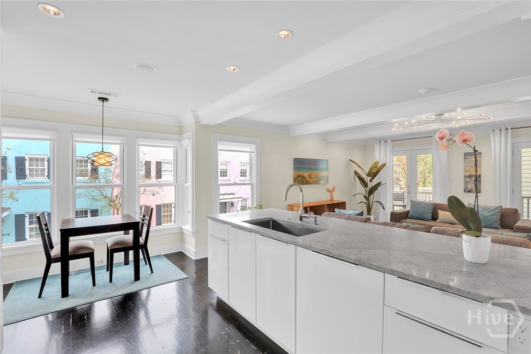231 Houston Street Property Photo 19