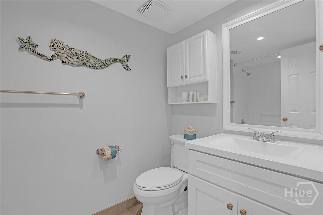 231 Houston Street Property Photo 54