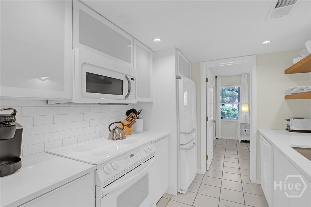 231 Houston Street Property Photo 57
