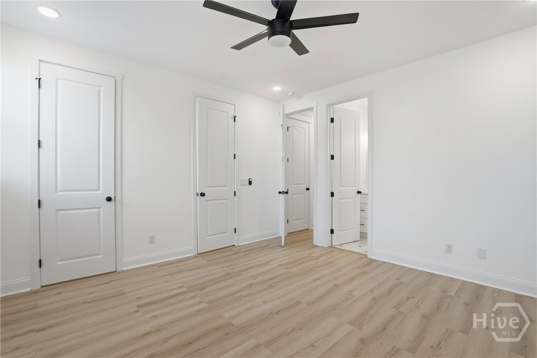 1230 E Anderson Street Property Photo 29