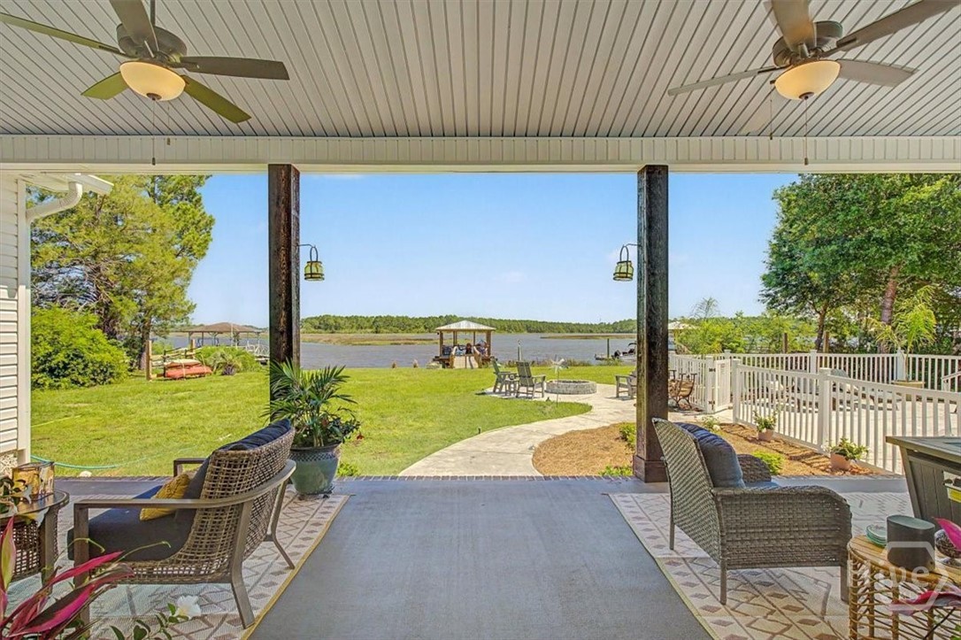 164 River Road Property Photo 3