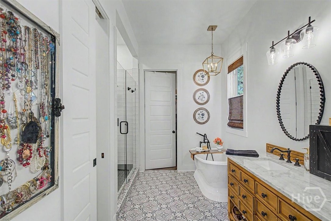 164 River Road Property Photo 16