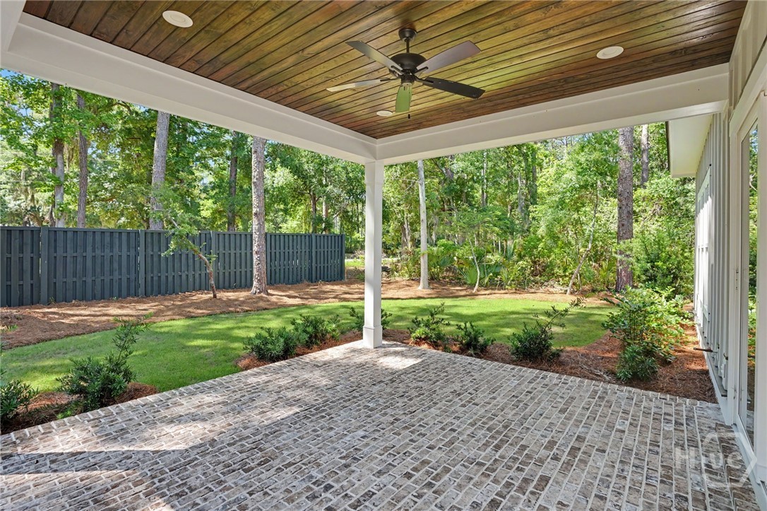 110 Grand Harbor Circle Property Photo 29