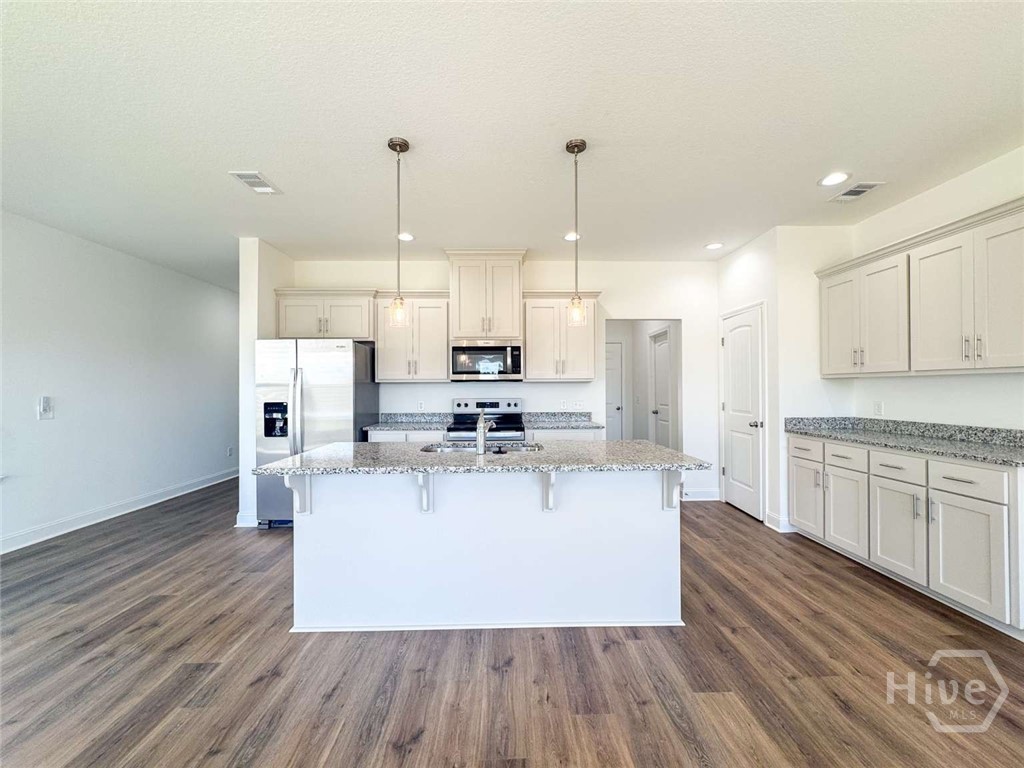 24 Medler Court Ne Property Photo 13