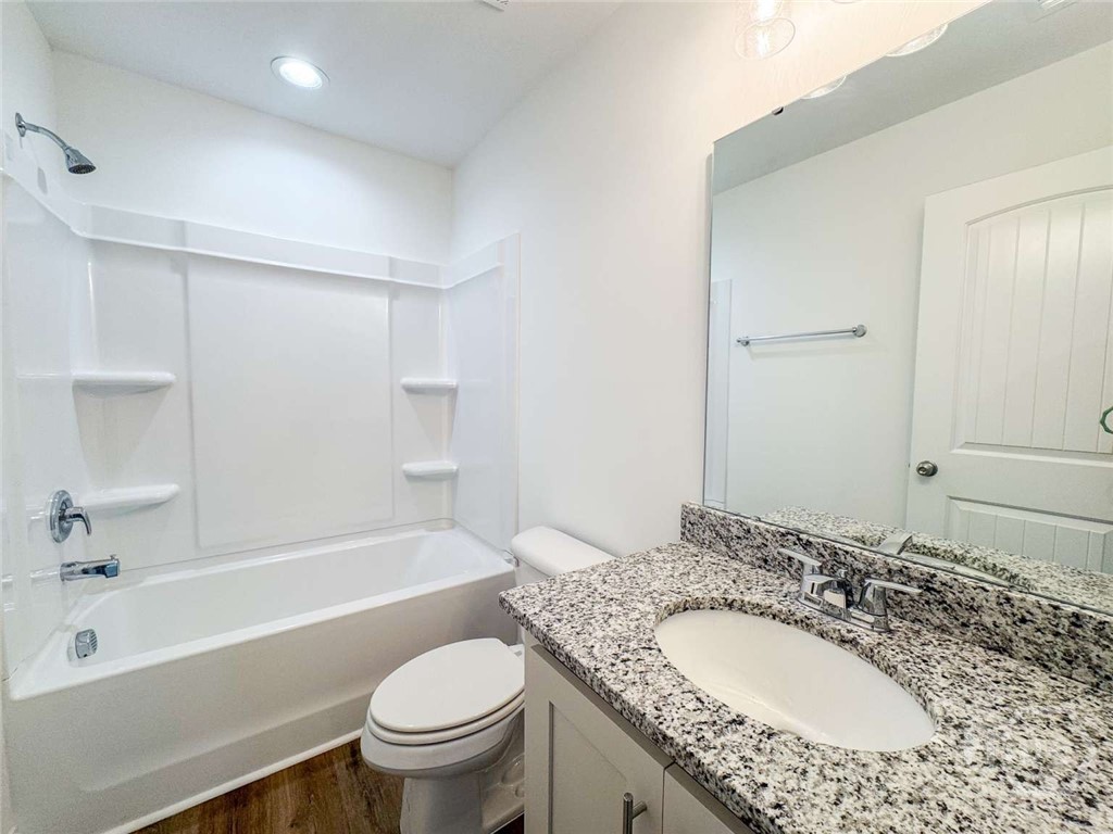 24 Medler Court Ne Property Photo 23
