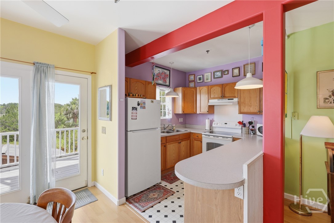 8 Lighthouse Lane Property Photo 11