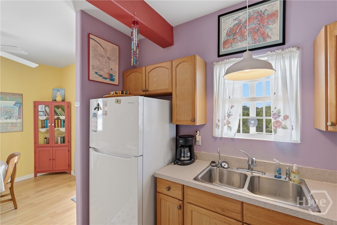 8 Lighthouse Lane Property Photo 13