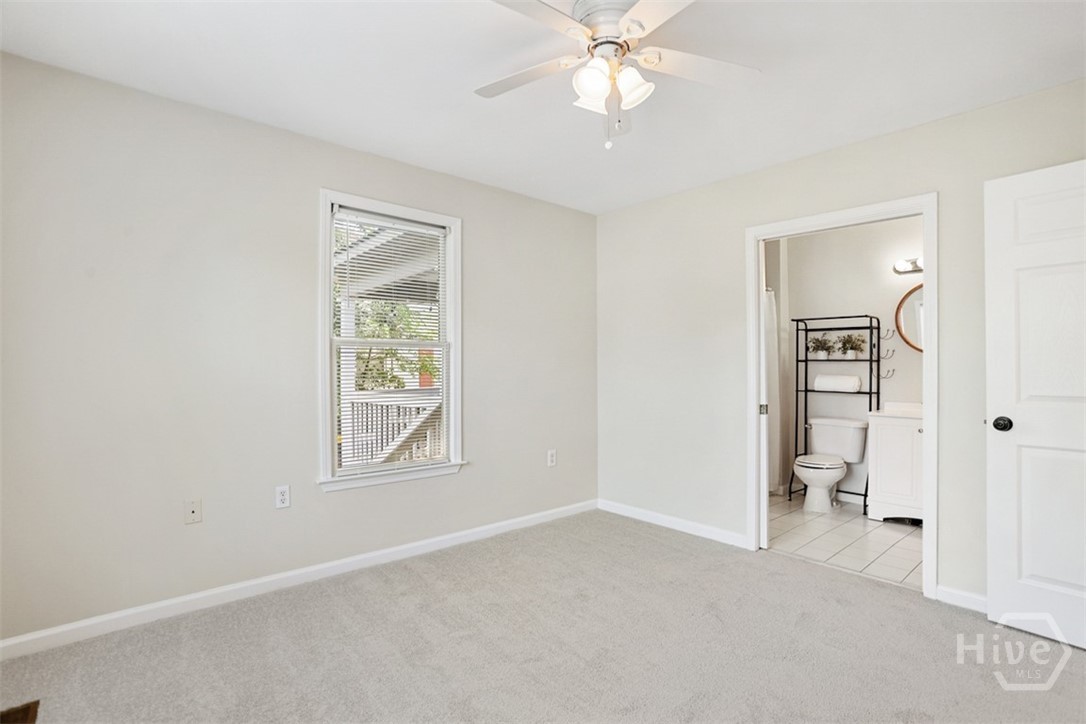 912 E 37th Street Property Photo 10