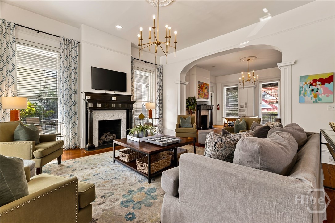 17 W Park Avenue Property Photo 3