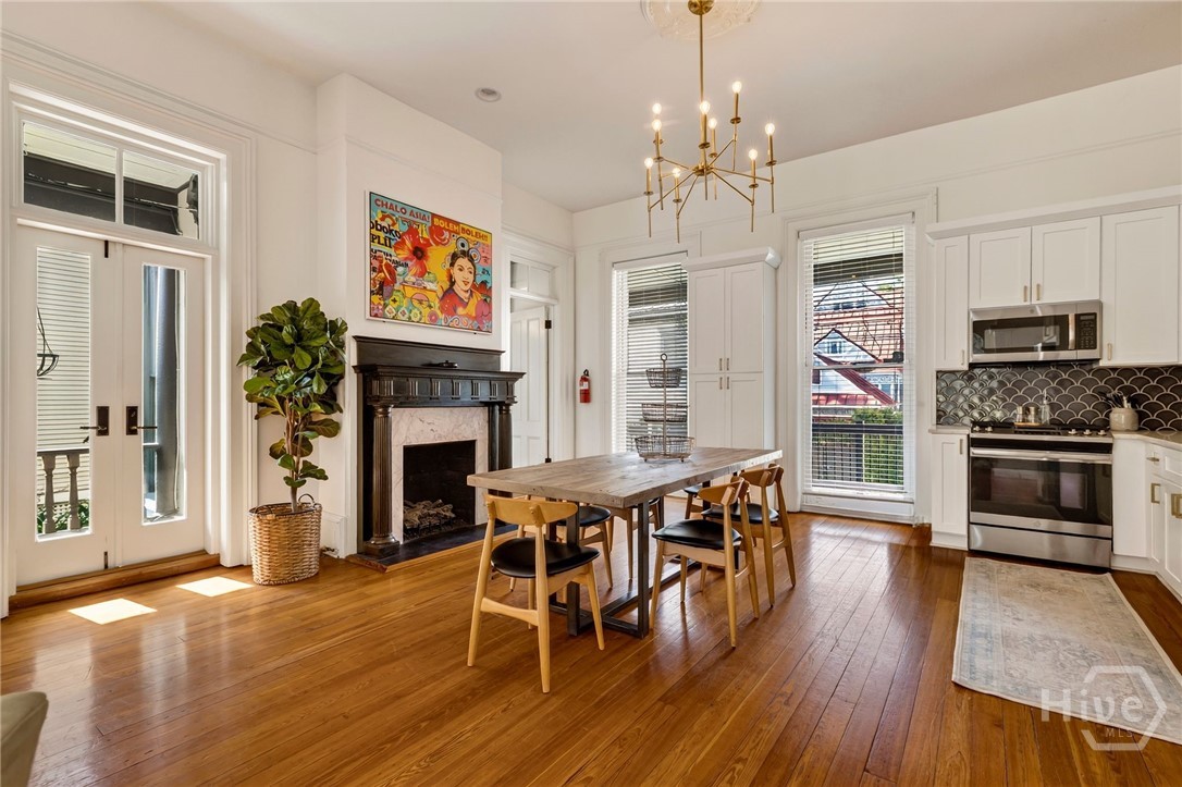 17 W Park Avenue Property Photo 6
