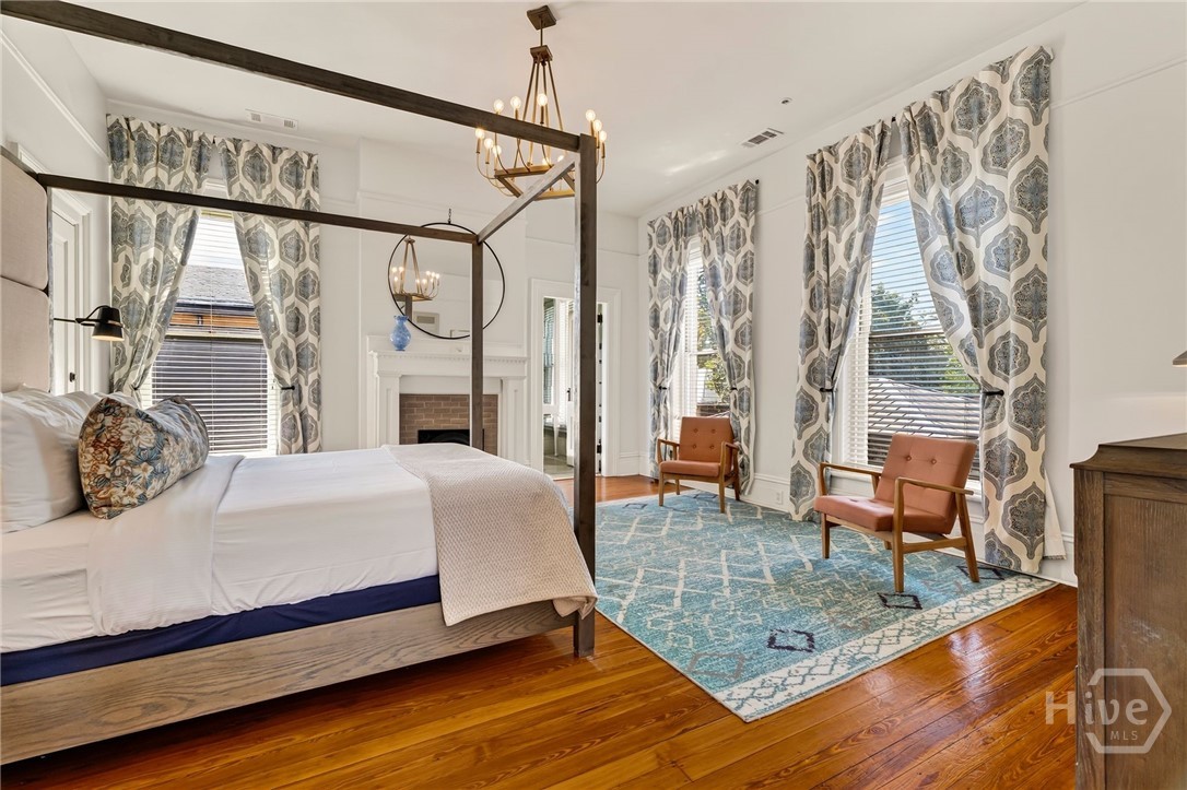 17 W Park Avenue Property Photo 12