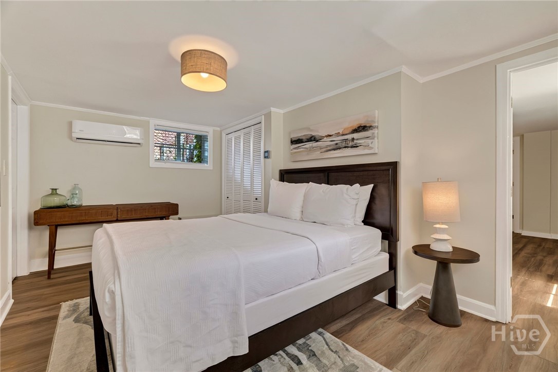 17 W Park Avenue Property Photo 43