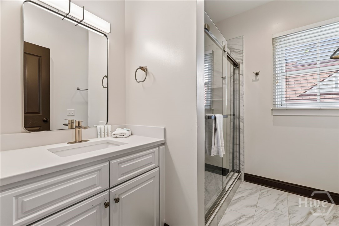 17 W Park Avenue Property Photo 44