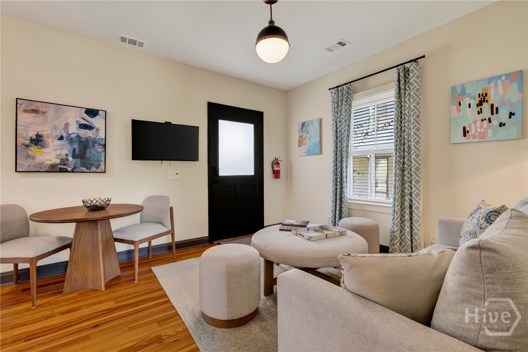 17 W Park Avenue Property Photo 68