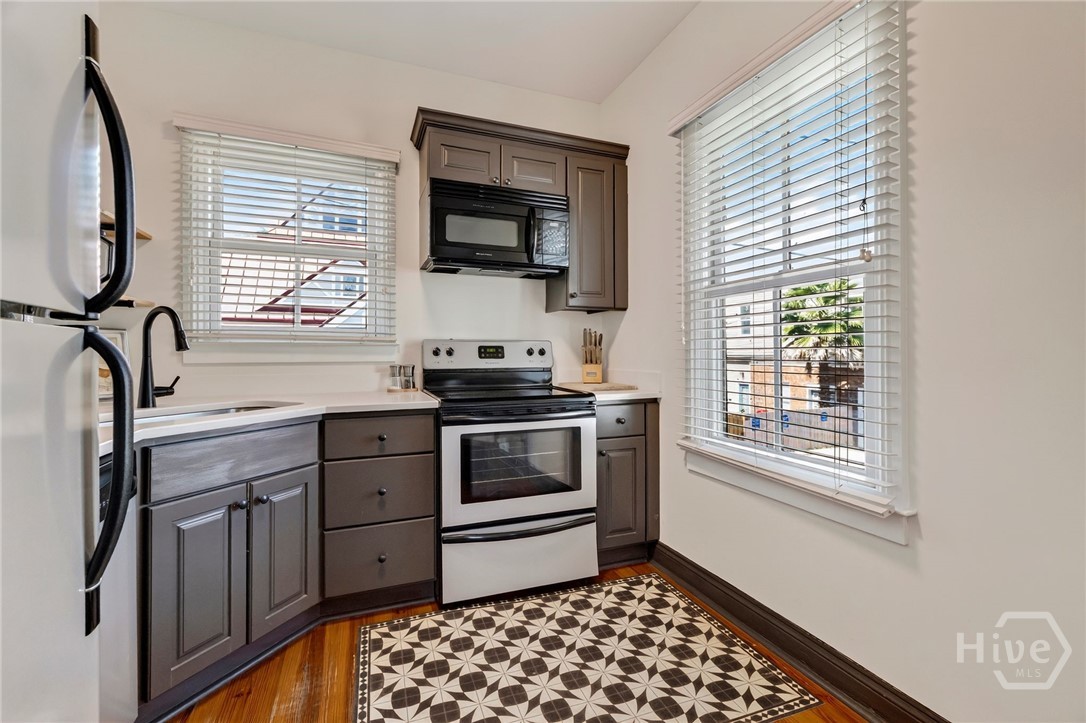 17 W Park Avenue Property Photo 70