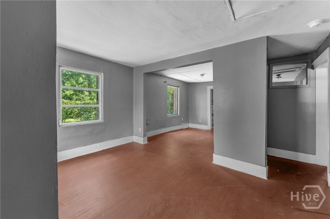 3112 Dawes Avenue 3116 Property Photo 6