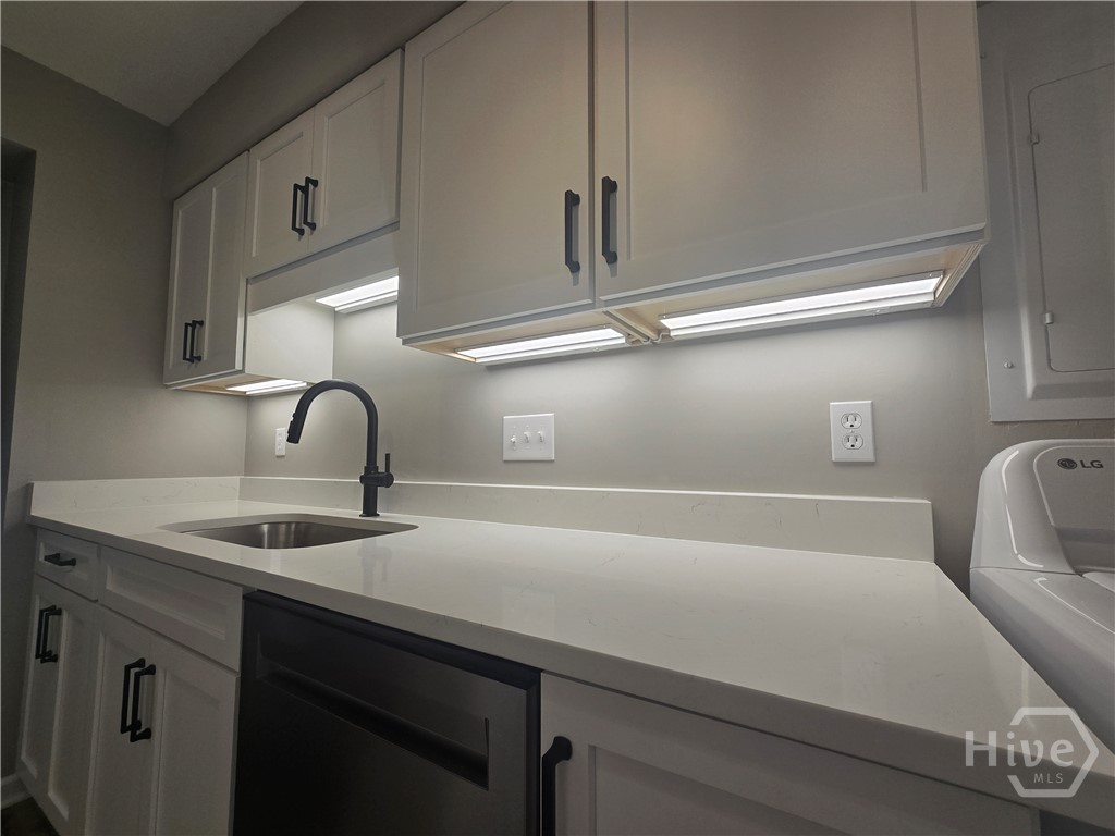232 Stephenson Avenue 3c Property Photo 3