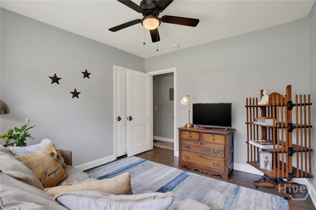 19 Harlan Drive Property Photo 16