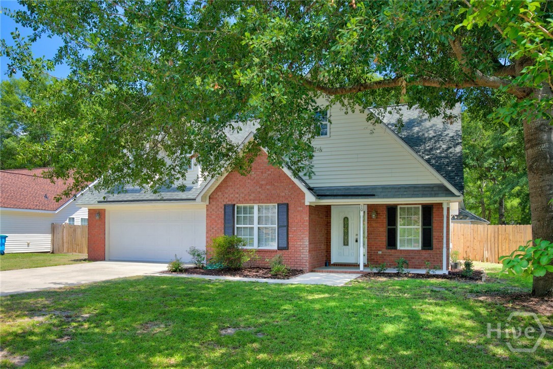 103 Crossing Circle Property Photo 1