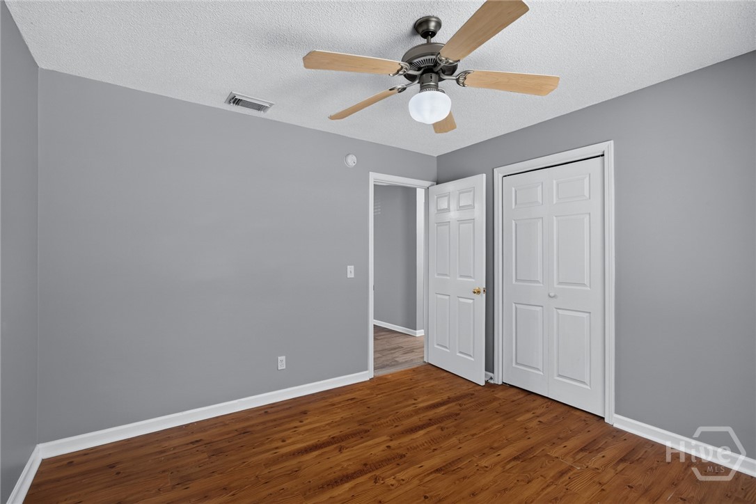103 Crossing Circle Property Photo 19