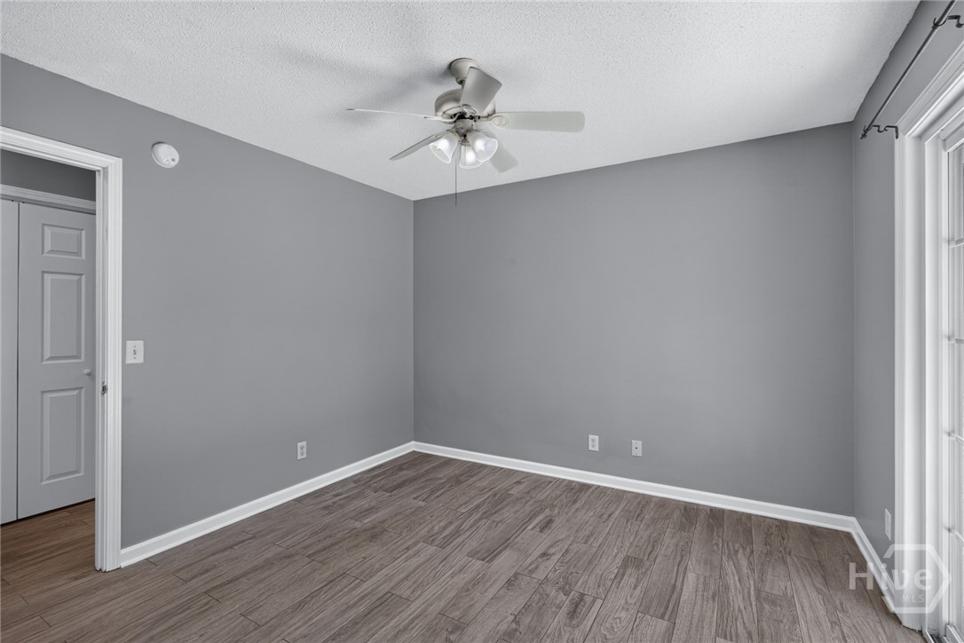 103 Crossing Circle Property Photo 26