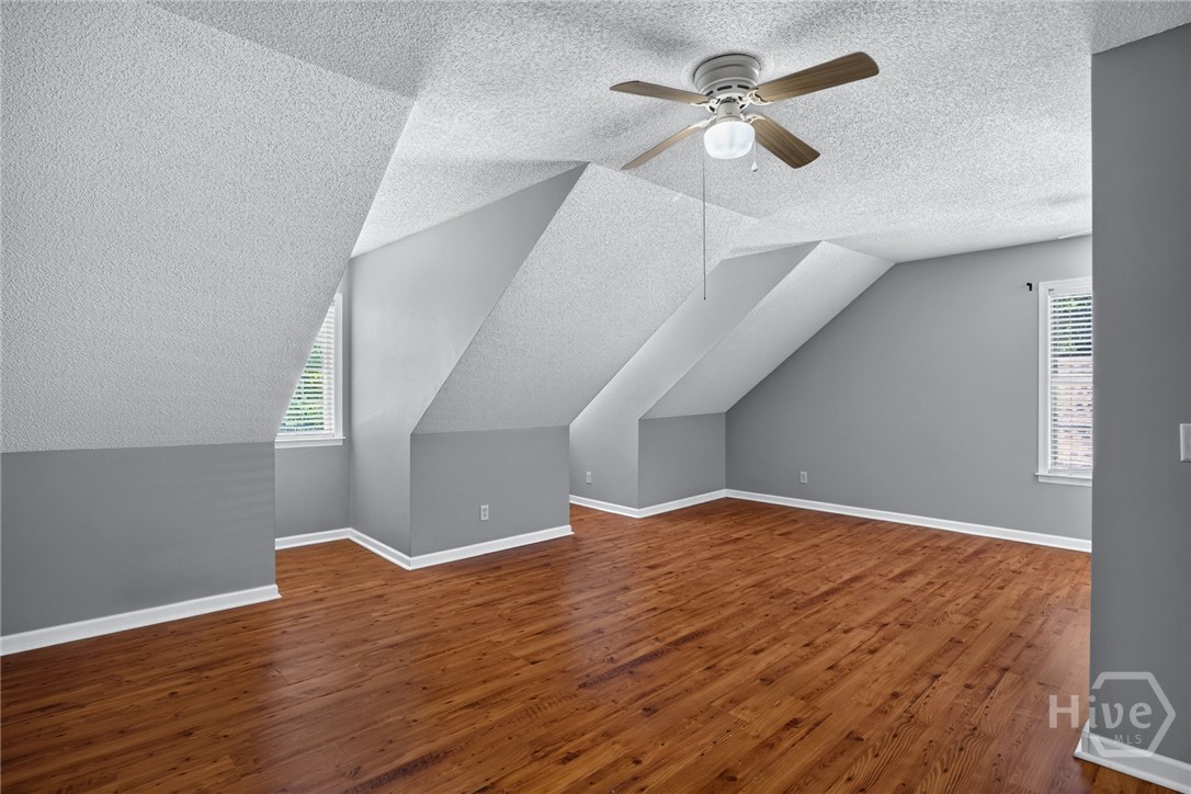 103 Crossing Circle Property Photo 41