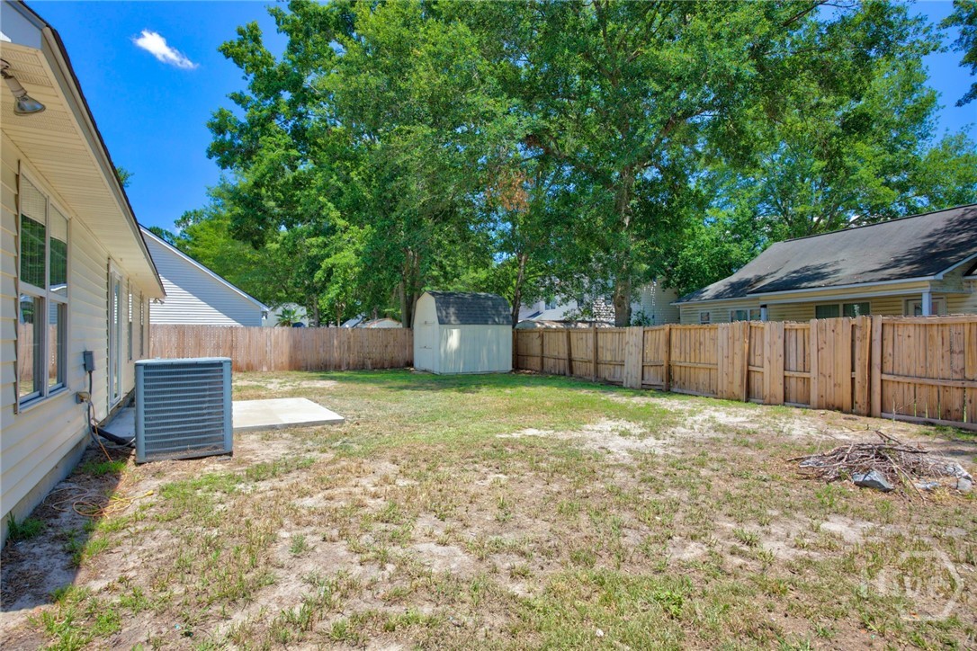 103 Crossing Circle Property Photo 44