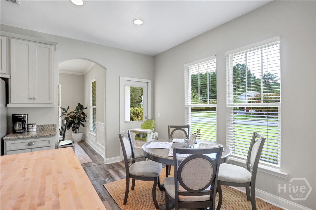 7 Gresham Lane Property Photo 23