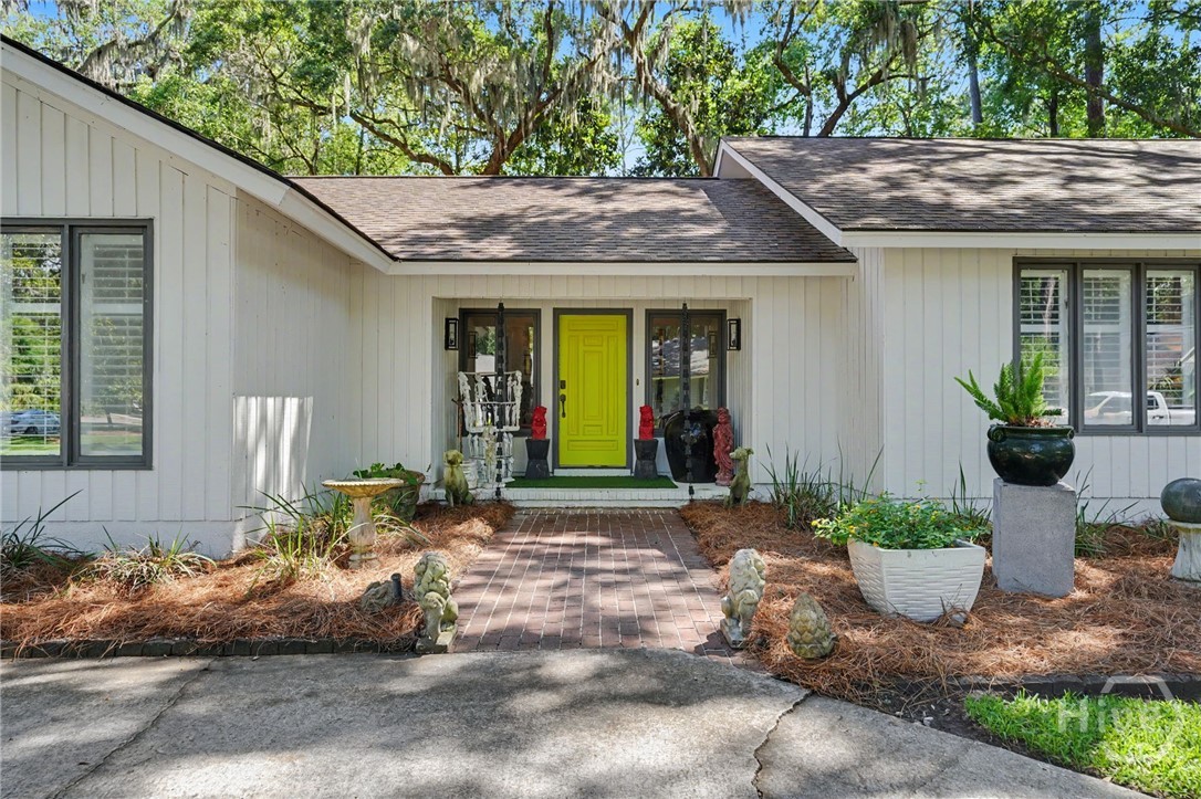 2 Mackay Lane Property Photo 2