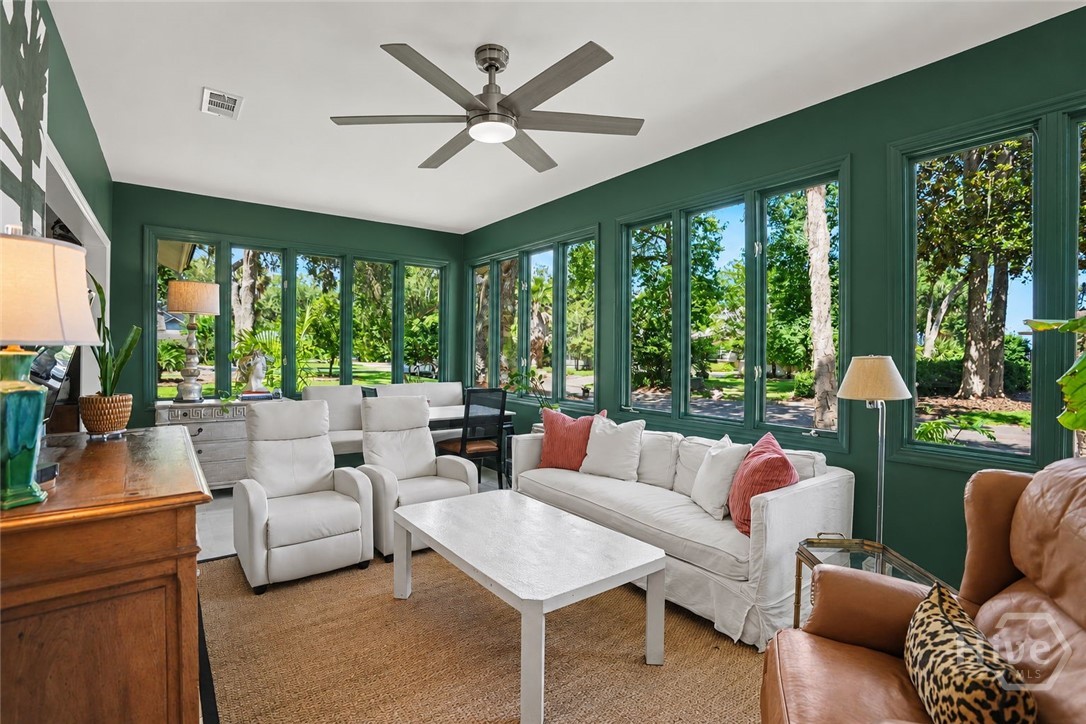 2 Mackay Lane Property Photo 12