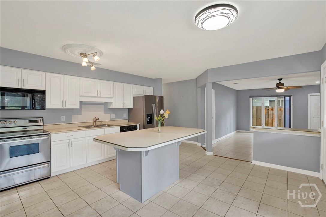 6 Cove Drive Property Photo 10